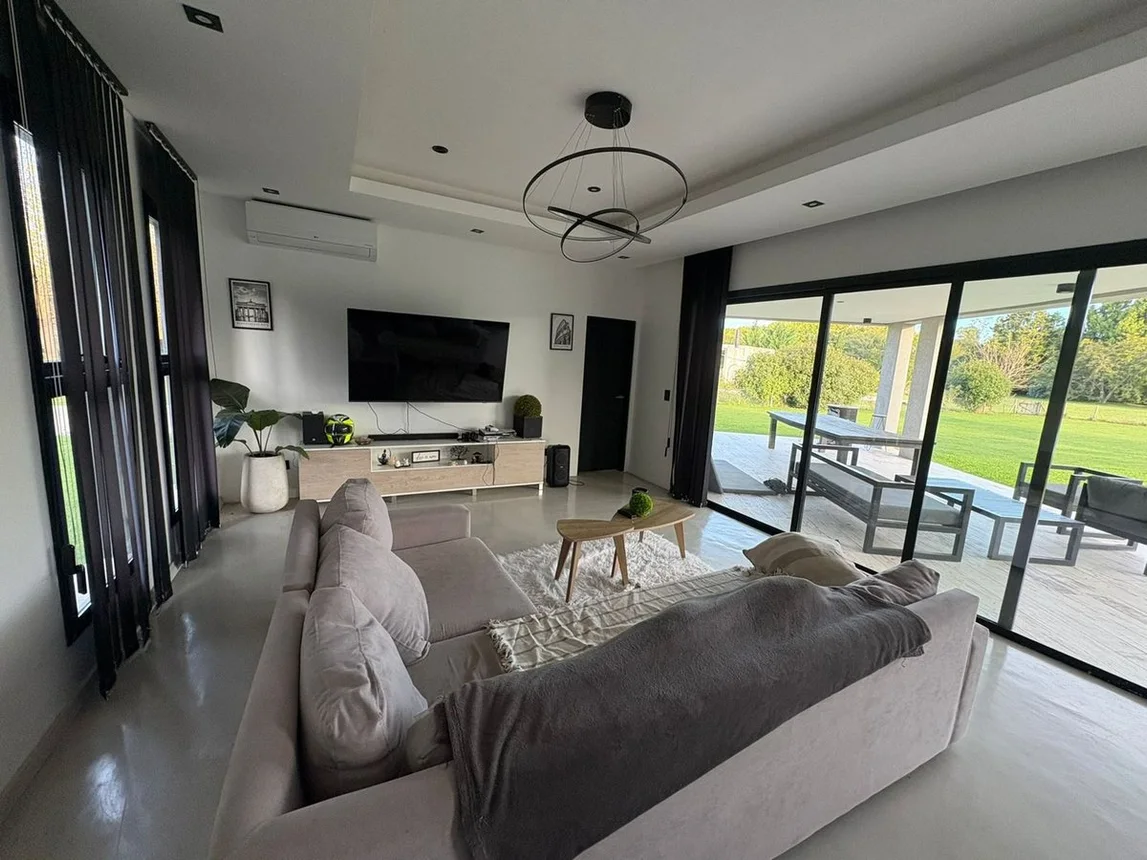Casa en venta en General Rodríguez, foto 4