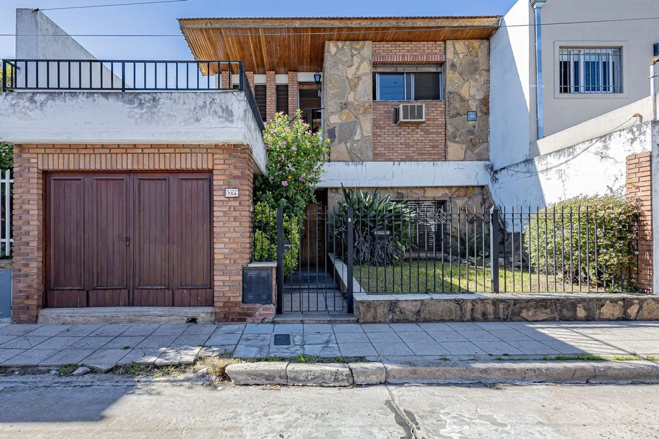 Casa en venta en Morón