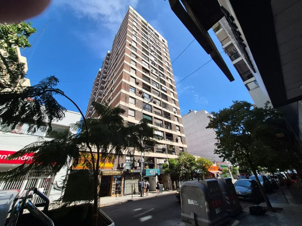 Departamento de 2 ambientes en venta en Caballito, Rosario 800