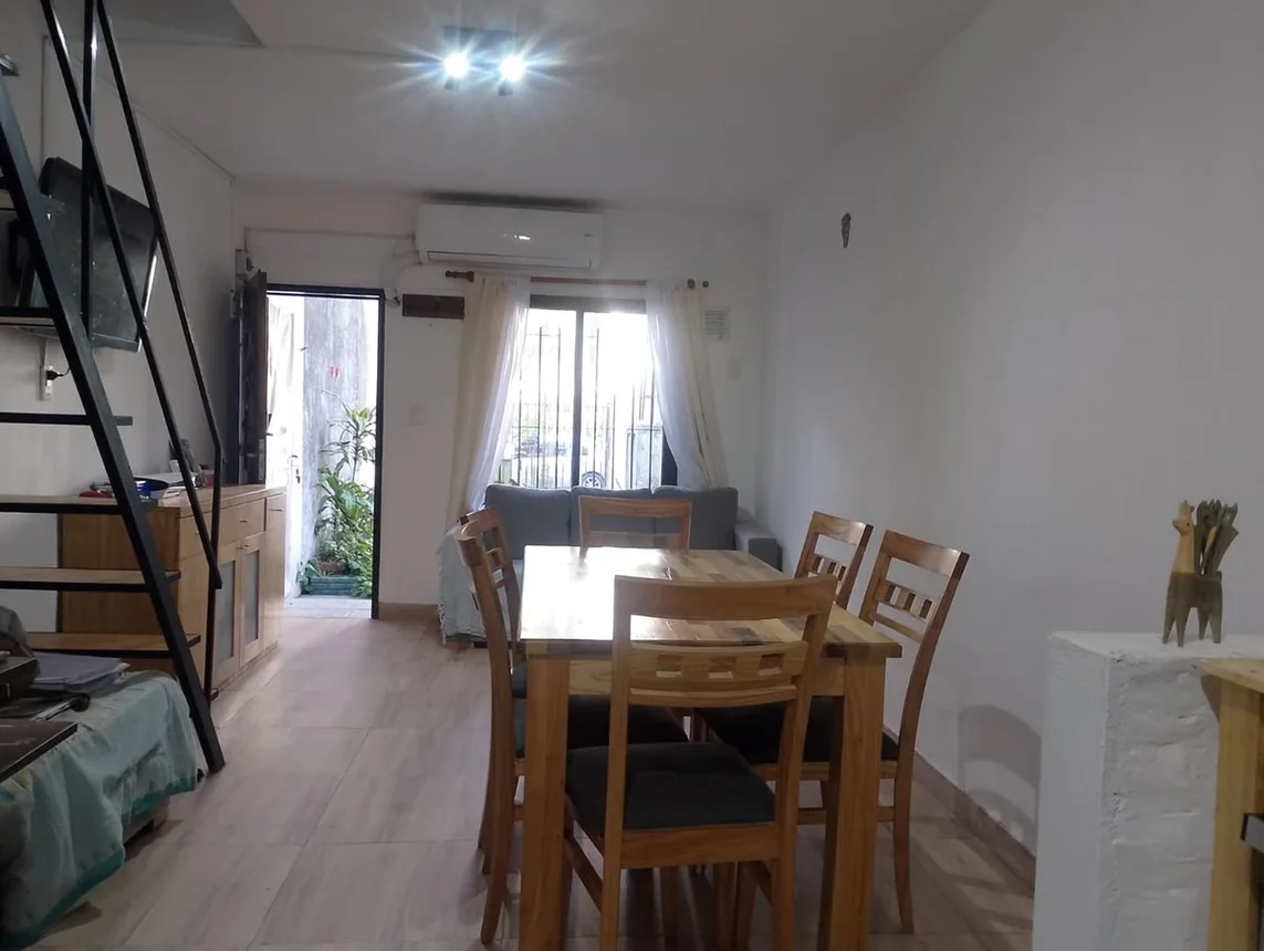 PH de 3 ambientes en venta en Villa Luzuriaga, Bermejo 400