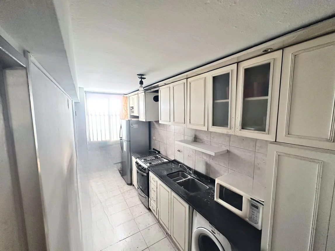 Departamento de 4 ambientes en alquiler en Córdoba, Jujuy 100, foto 2