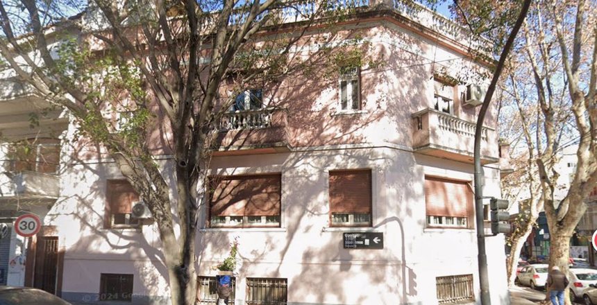 Terreno/Casa 11 amb. Palermo en esquina– Uso mixto