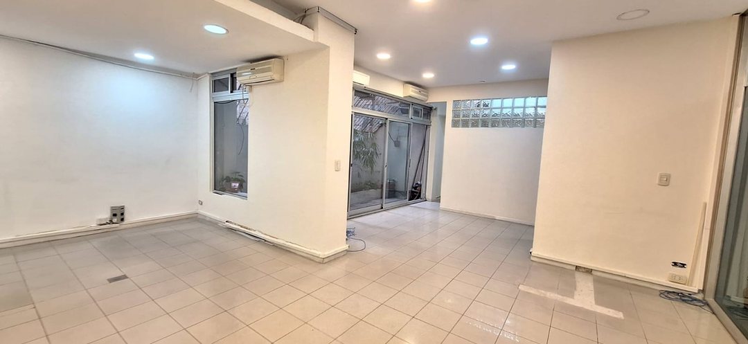 Venta Oficina en Microcentro