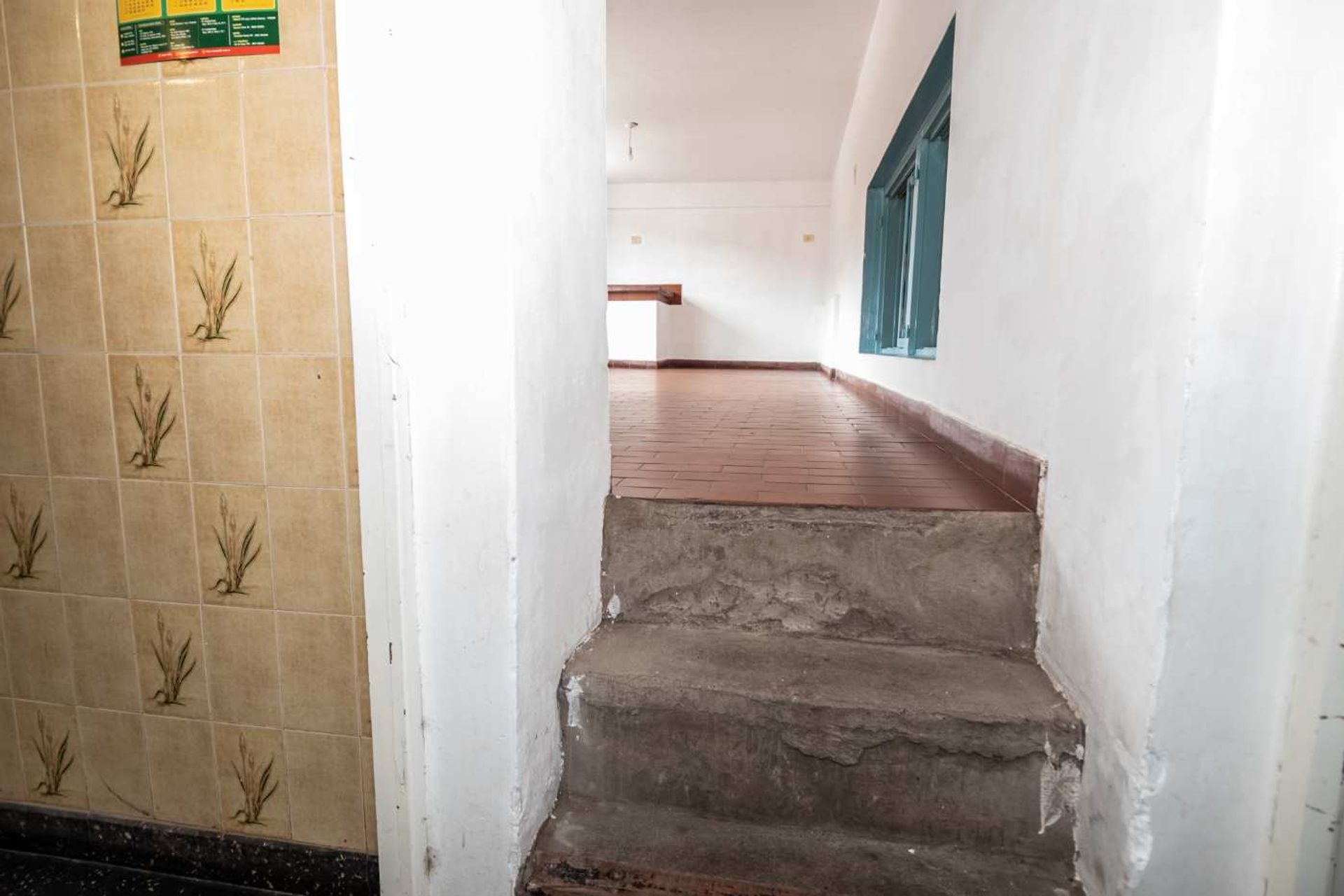 CASA EN VENTA CON LOCALES SOBRE AV. ARTIGAS - foto 12