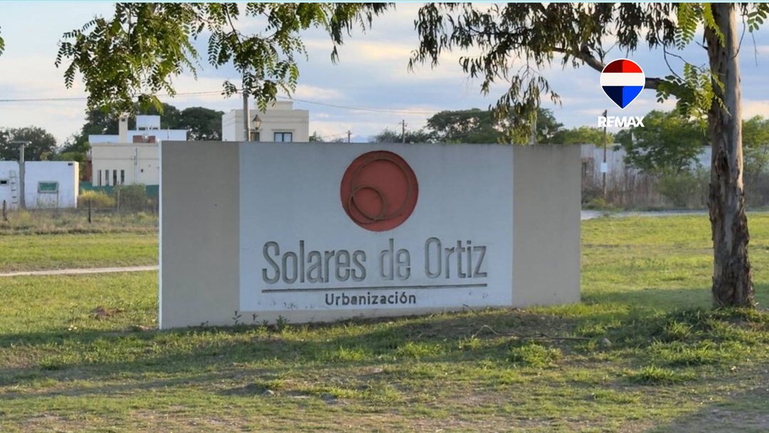 VENTA TERRENO SOLARES DE ORTIZ LA SILLETA 715 M2
