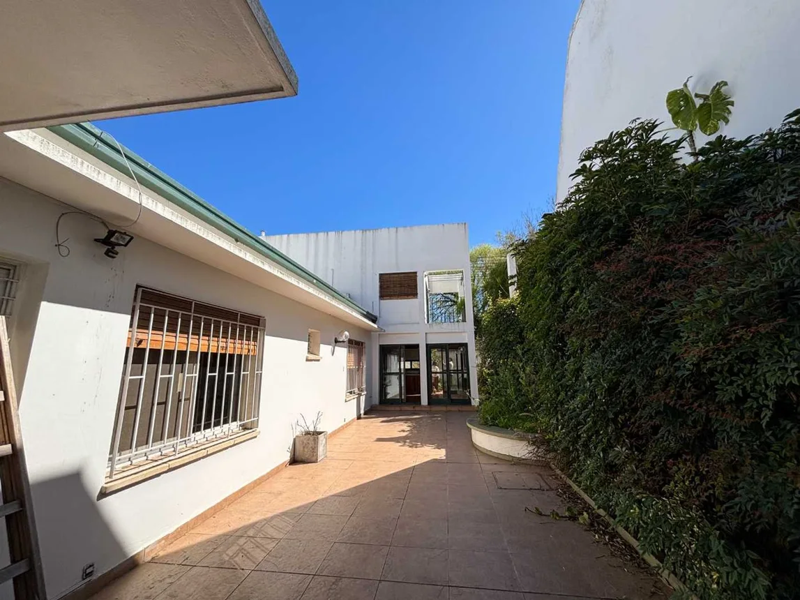 Casa en venta en La Plata, foto 3