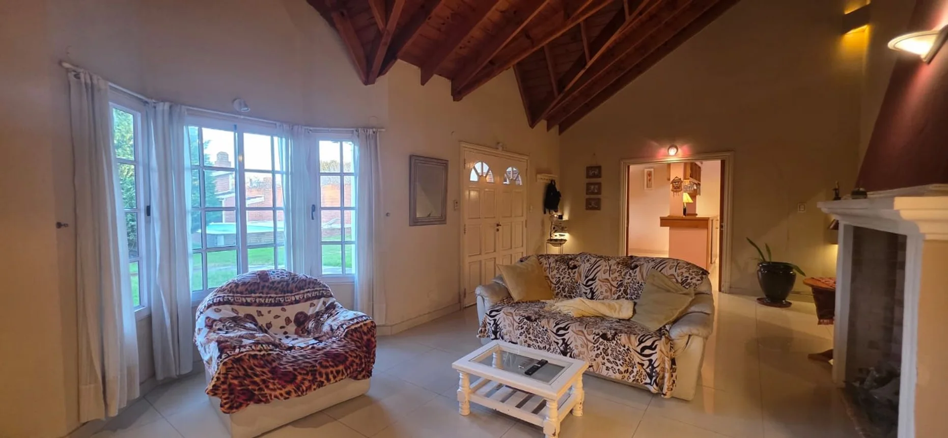 Casa de 3 ambientes en venta en Belén de Escobar, Almafuerte 800, foto 2