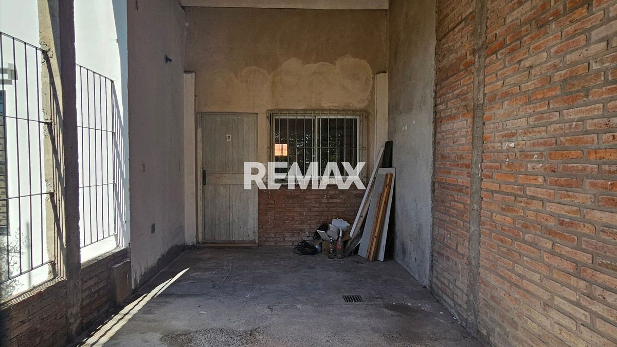 CASA + DUPLEX EN VENTA B° LOS CEIBOS ZONA SUR - foto 17