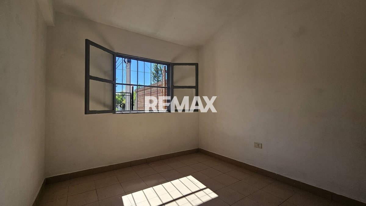 CASA + DUPLEX EN VENTA B° LOS CEIBOS ZONA SUR - foto 8