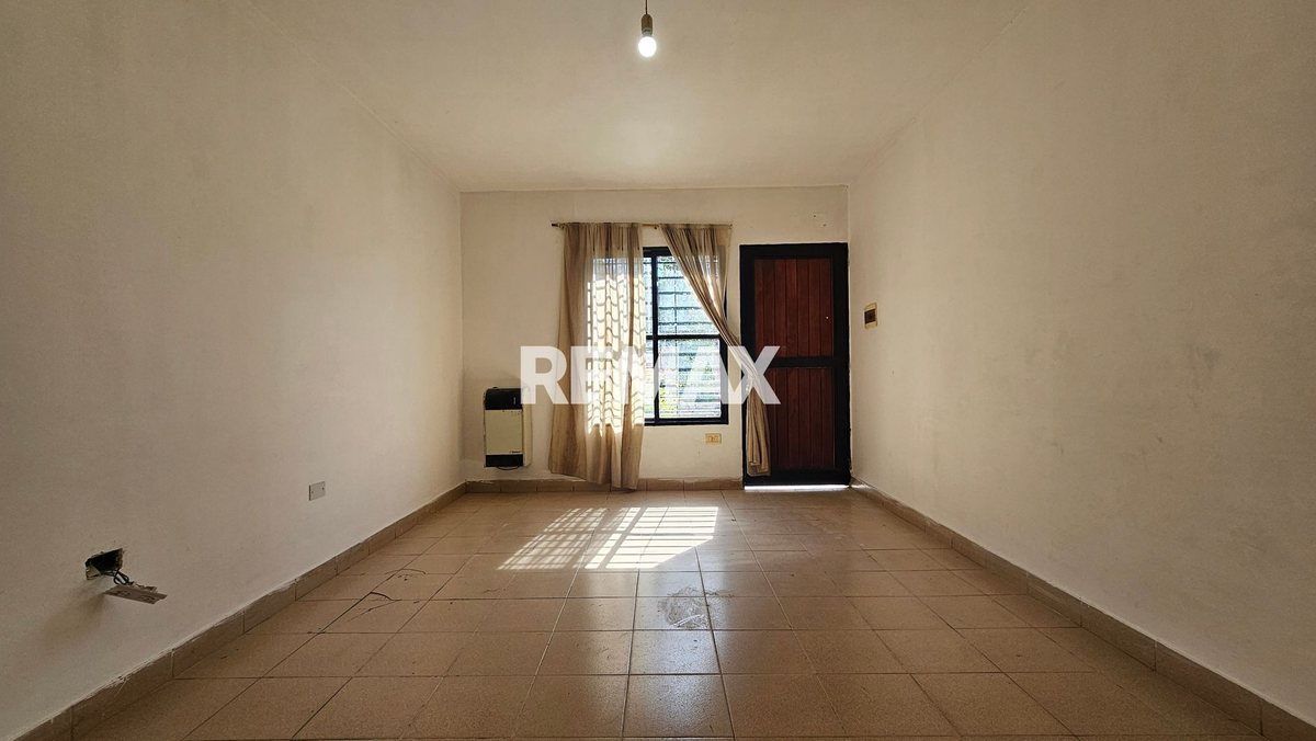 CASA + DUPLEX EN VENTA B° LOS CEIBOS ZONA SUR - foto 3