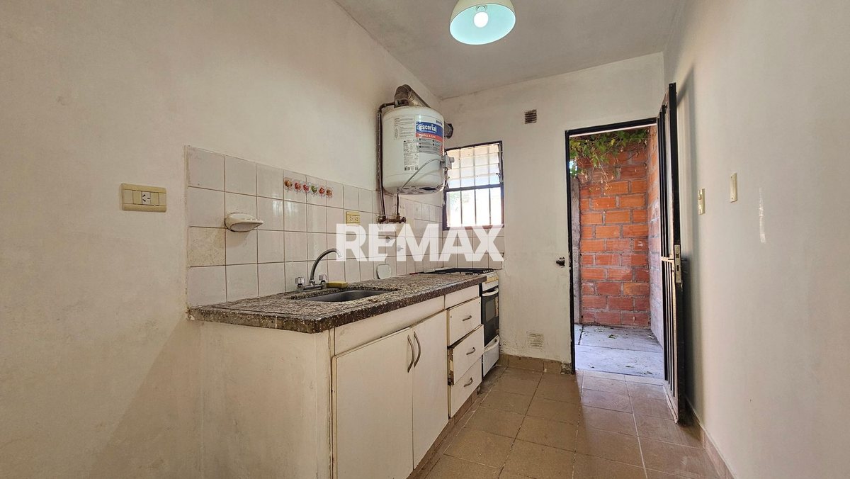 CASA + DUPLEX EN VENTA B° LOS CEIBOS ZONA SUR - foto 6