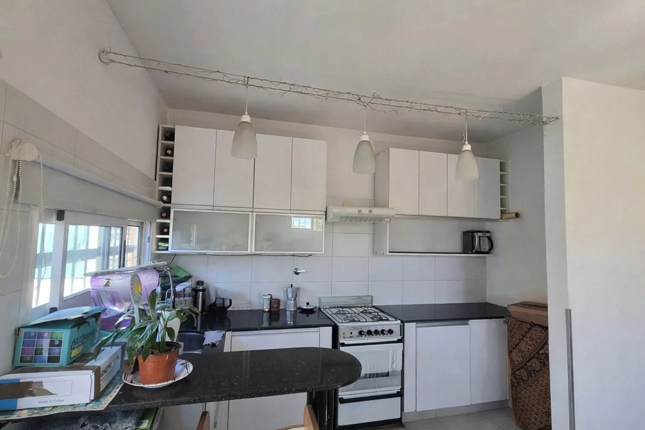 PH de 3 ambientes en venta en Quilmes, República del Líbano 300