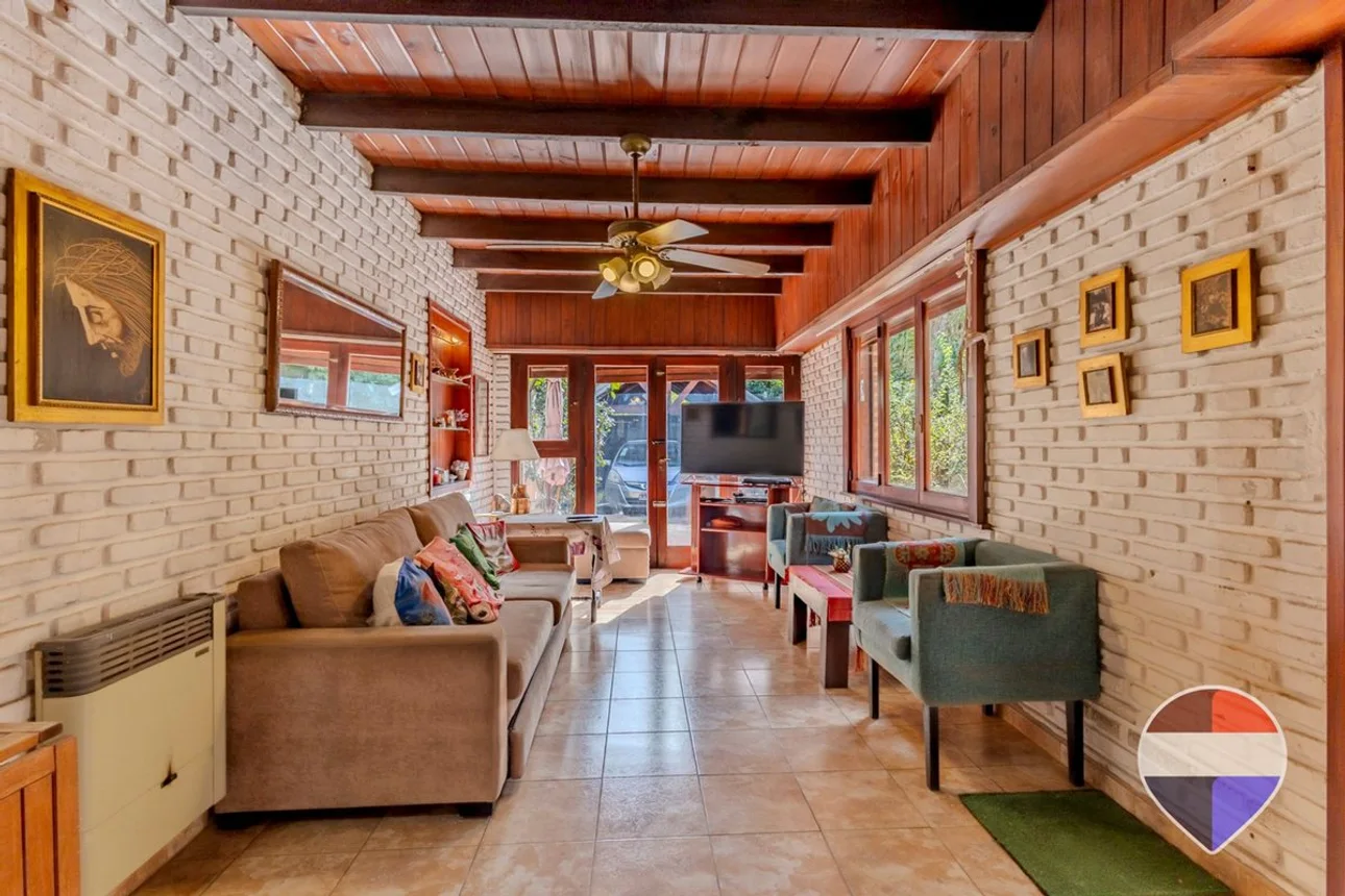 Casa en venta en La Plata, foto 2