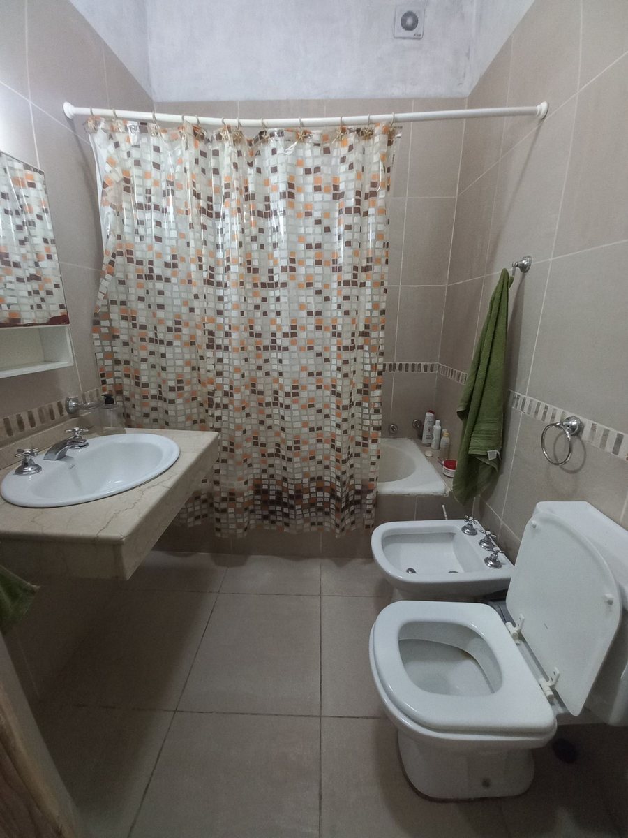 Foto 33 — VENTA CASA 4 AMBIENTES EN BERNAL CON AMPLIO LOTE