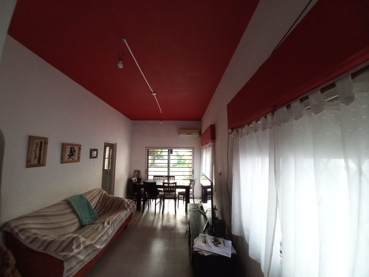 Foto 18 — VENTA CASA 4 AMBIENTES EN BERNAL CON AMPLIO LOTE
