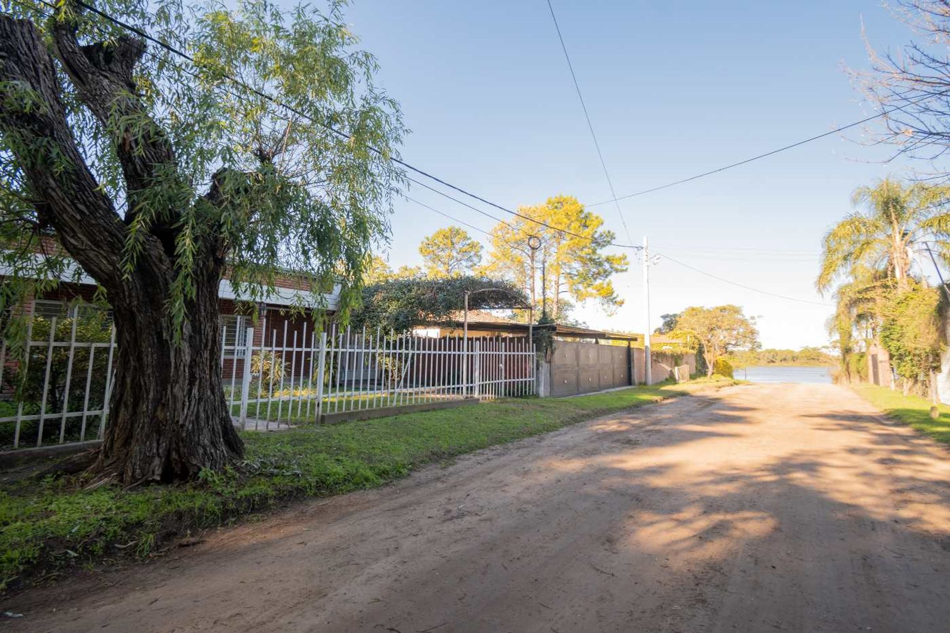Hermosa casa con salida al rio en los zapallos