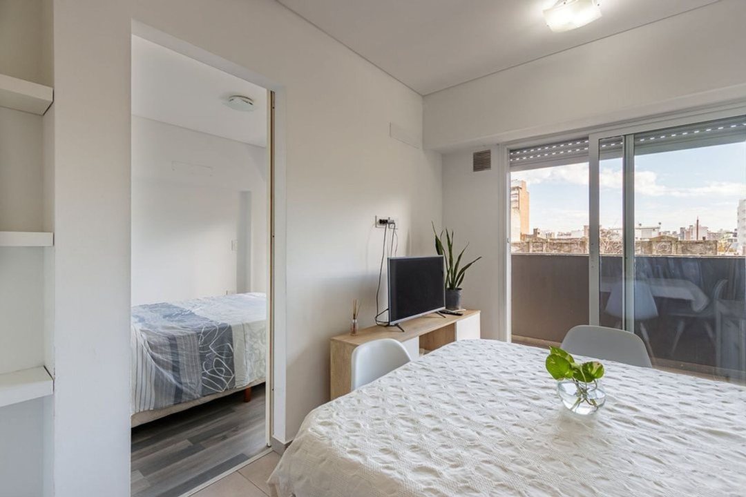 DEPARTAMENTO EN VENTA 1 DORMITORIO BALCON ABASTO
