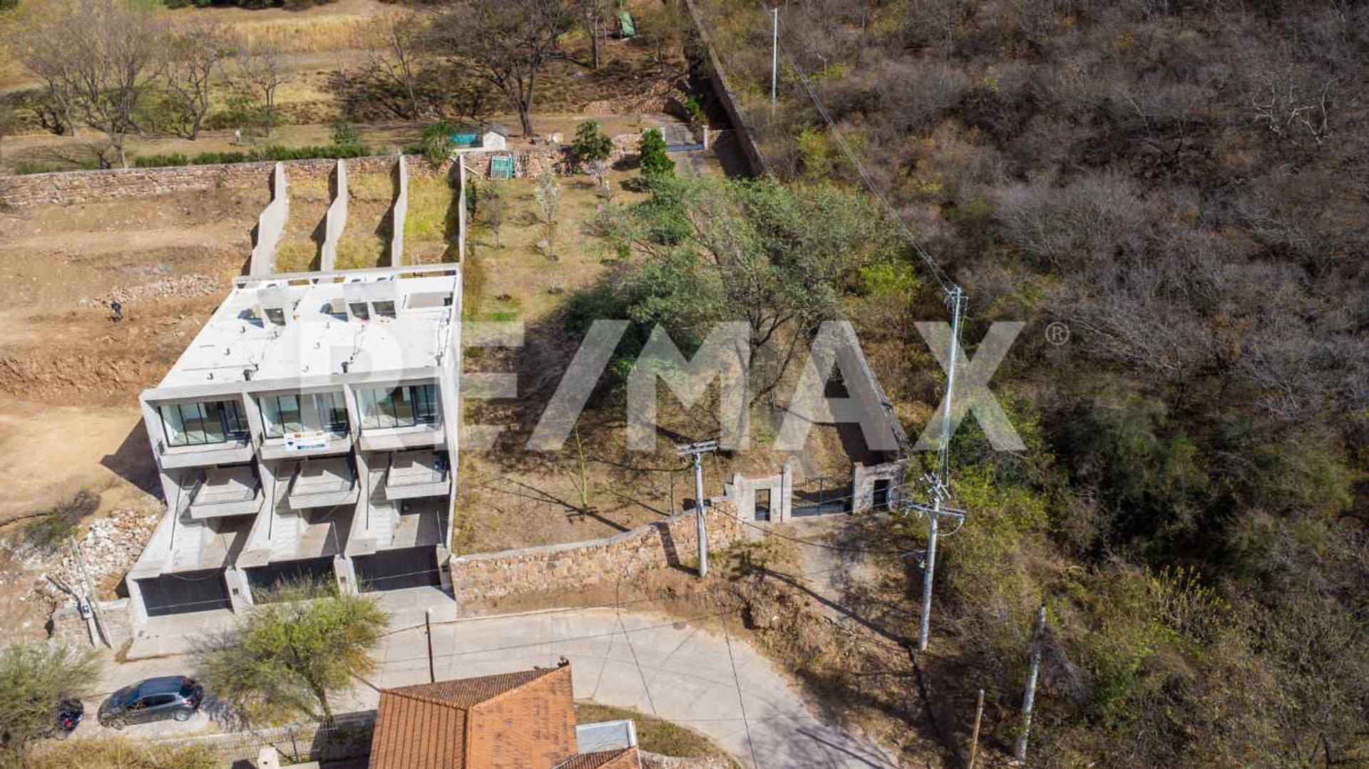 TERRENO EN VENTA ZONA SPORTING TRES CERRITOS - foto 12