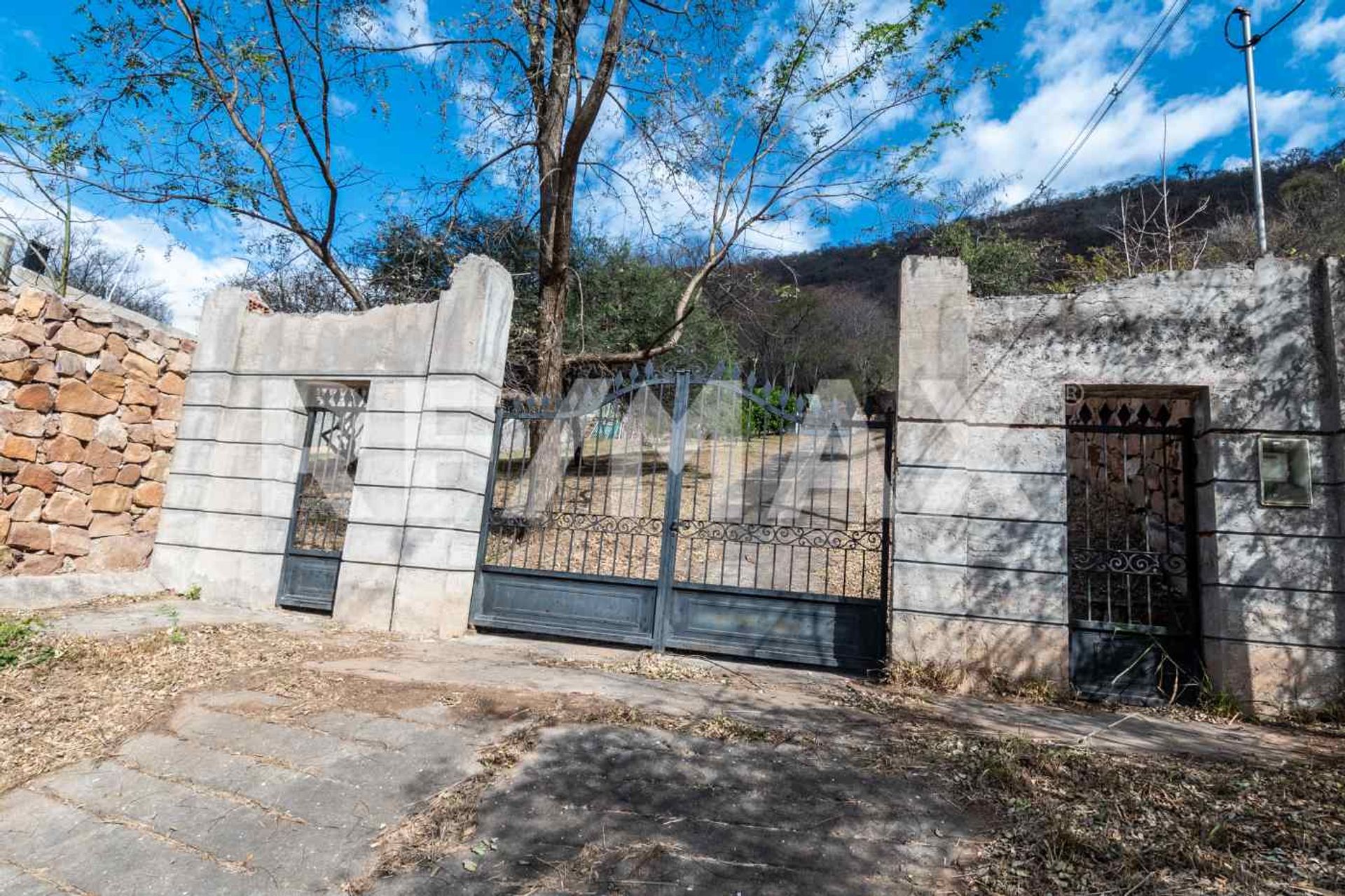 TERRENO EN VENTA ZONA SPORTING TRES CERRITOS - foto 8