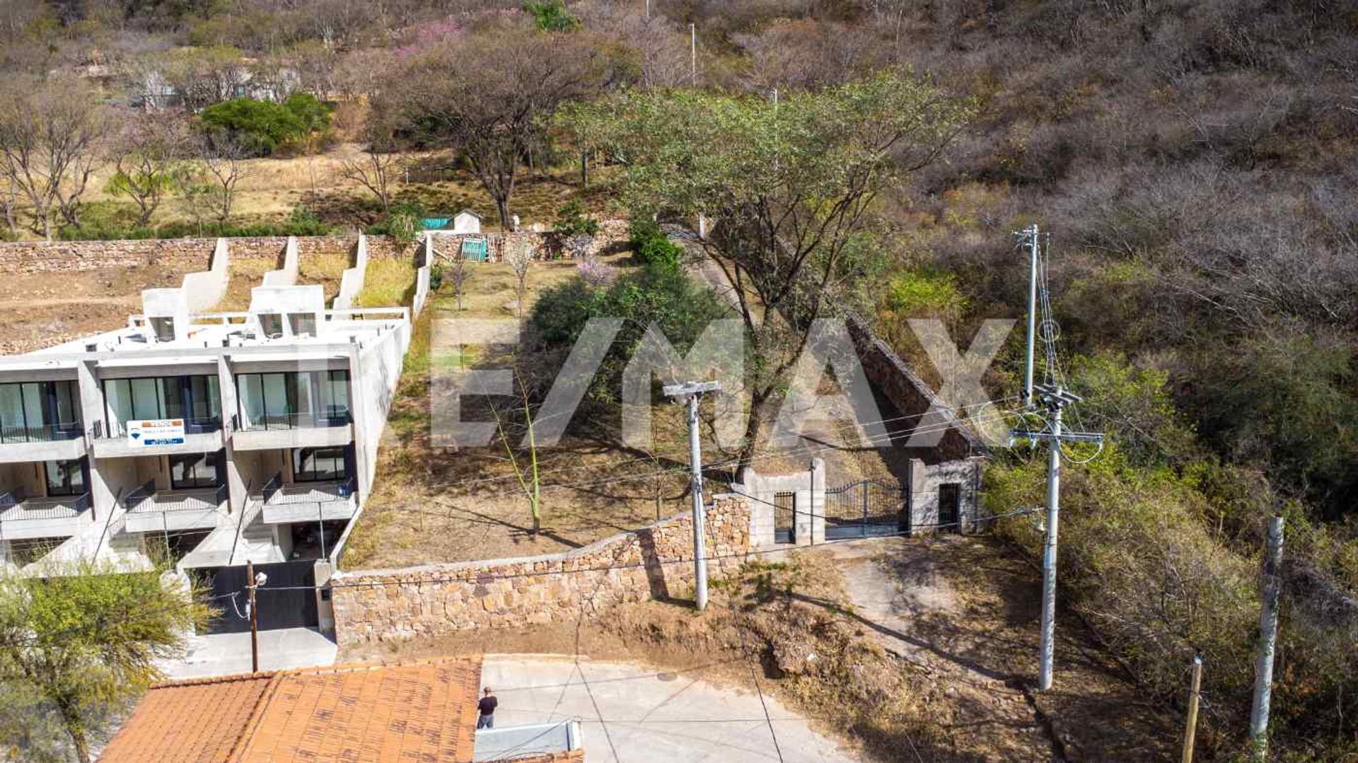TERRENO EN VENTA ZONA SPORTING TRES CERRITOS - foto 11
