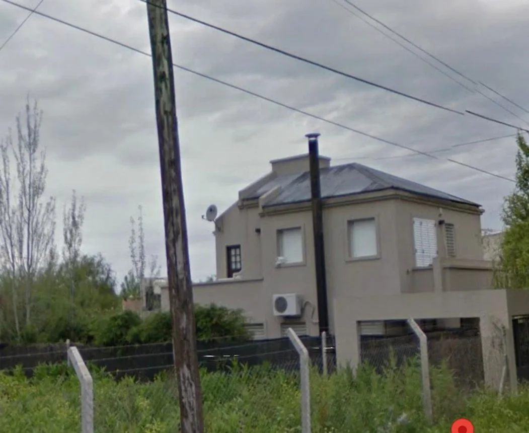 Casa dúplex en venta en La Plata, foto 2