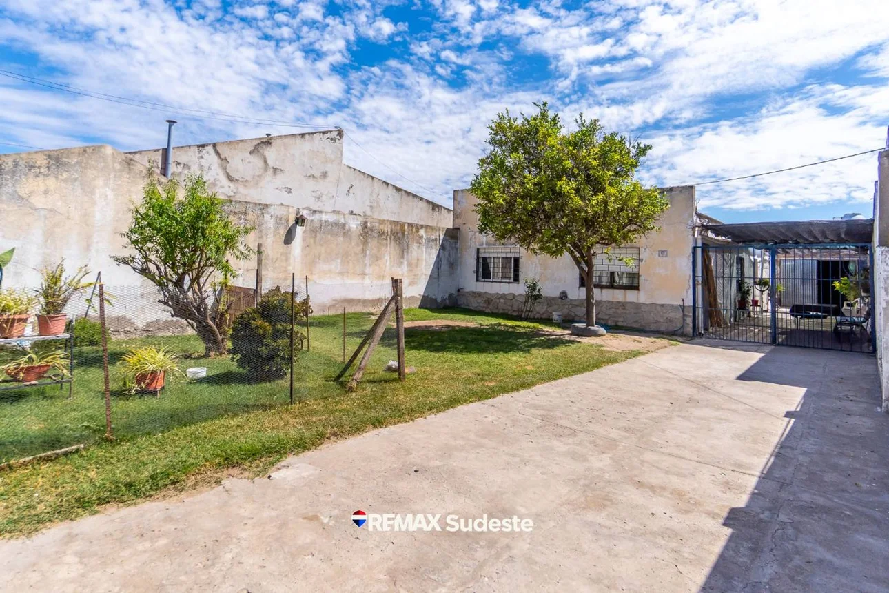 Casa de 4 ambientes en venta en Bahía Blanca, Polidoro Coulin 600