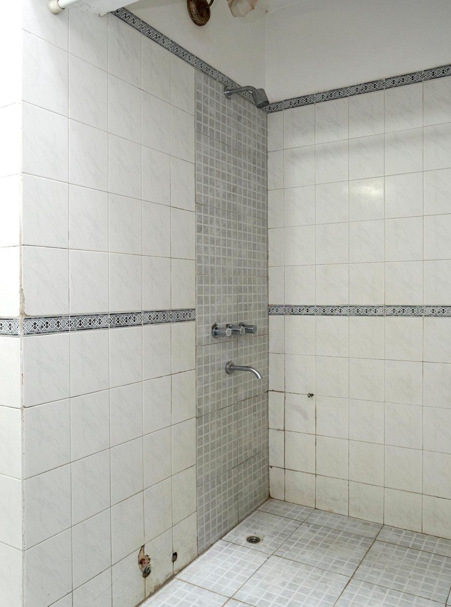 CASA VENTA ZONA SHOPPING POSIBILIDAD RECIBIR DEPTO - foto 19