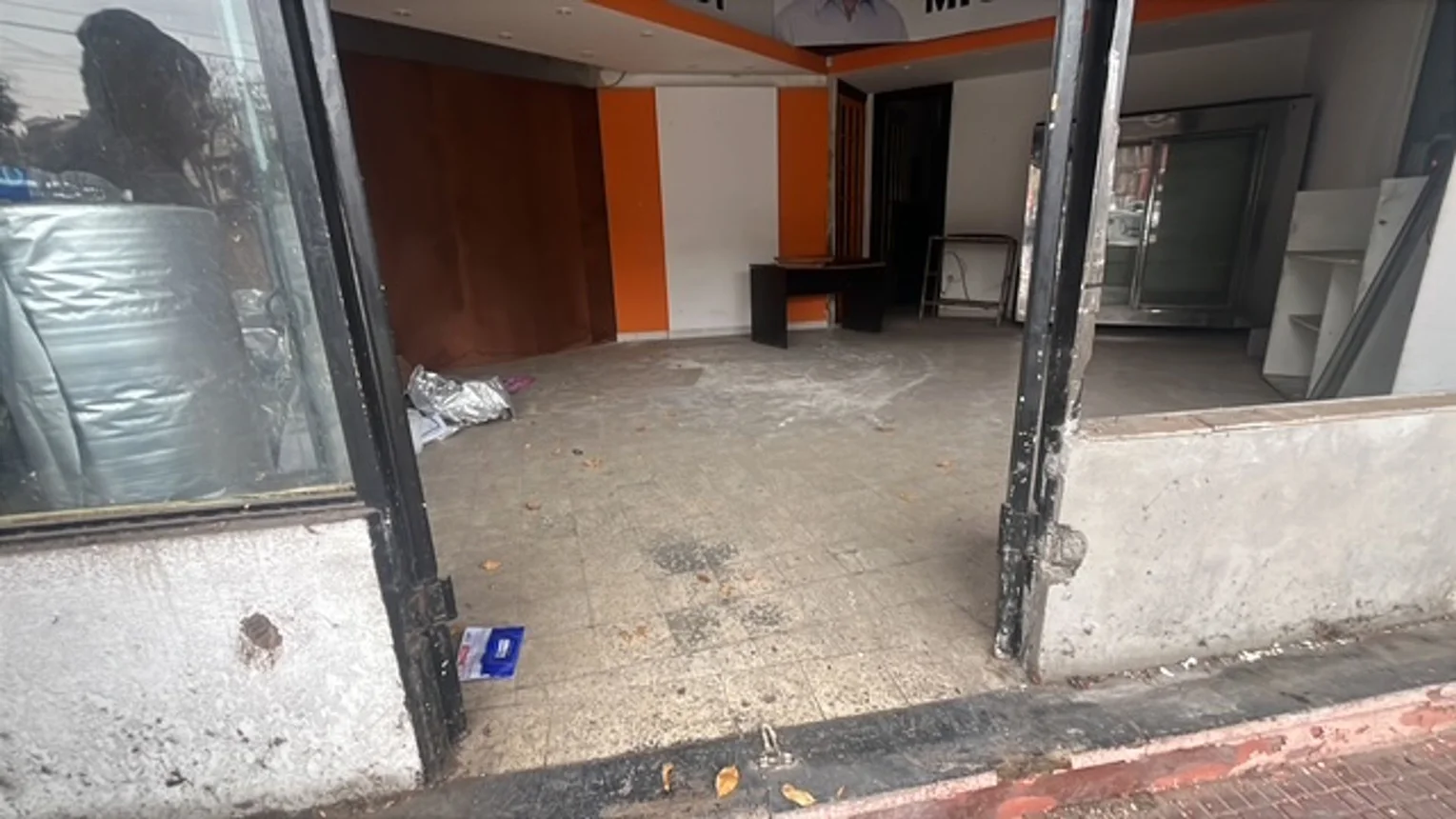 Casa de 7 ambientes en venta en Flores, Avenida Eva Perón 2200, foto 3