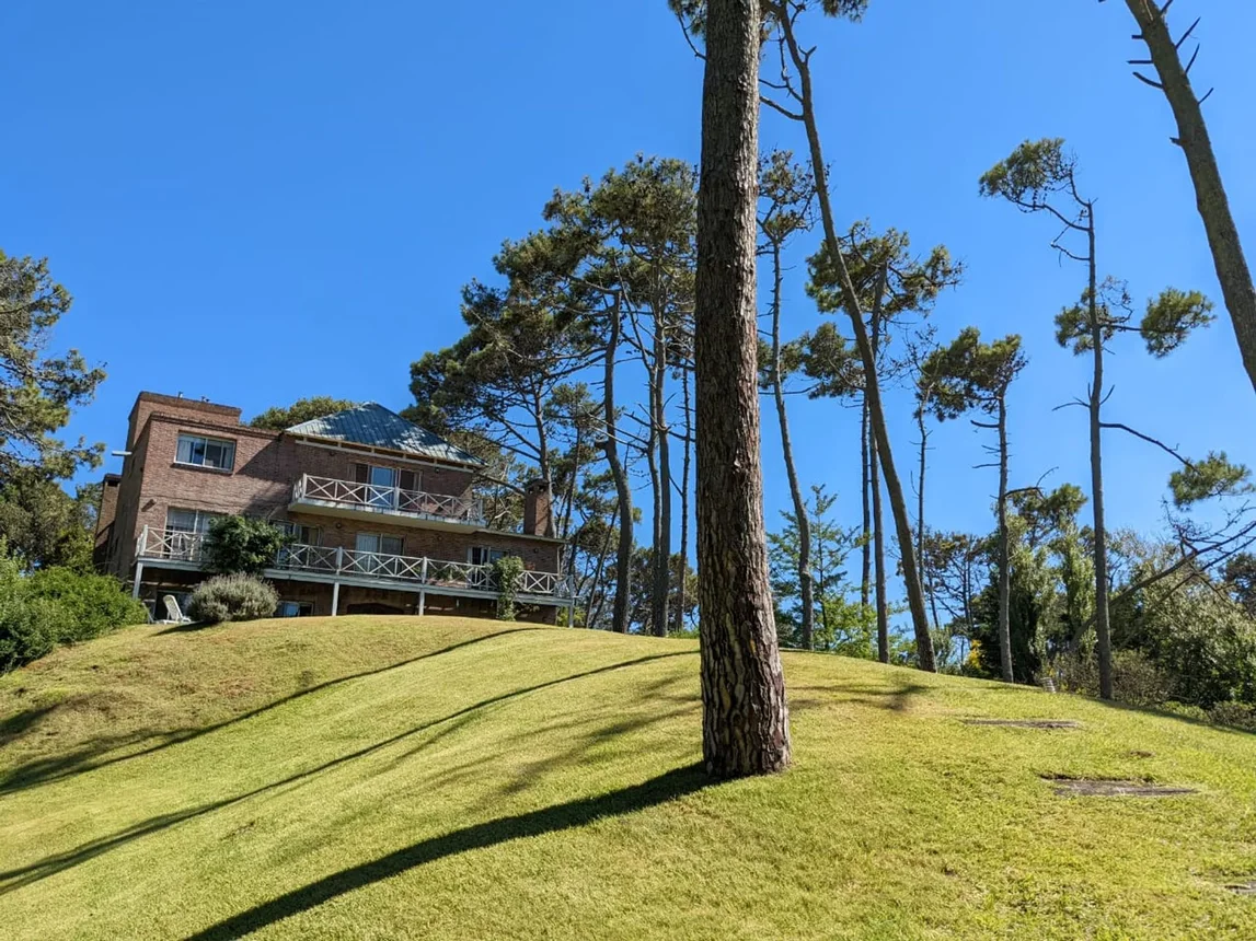 Venta importante casa en carilo, foto 5