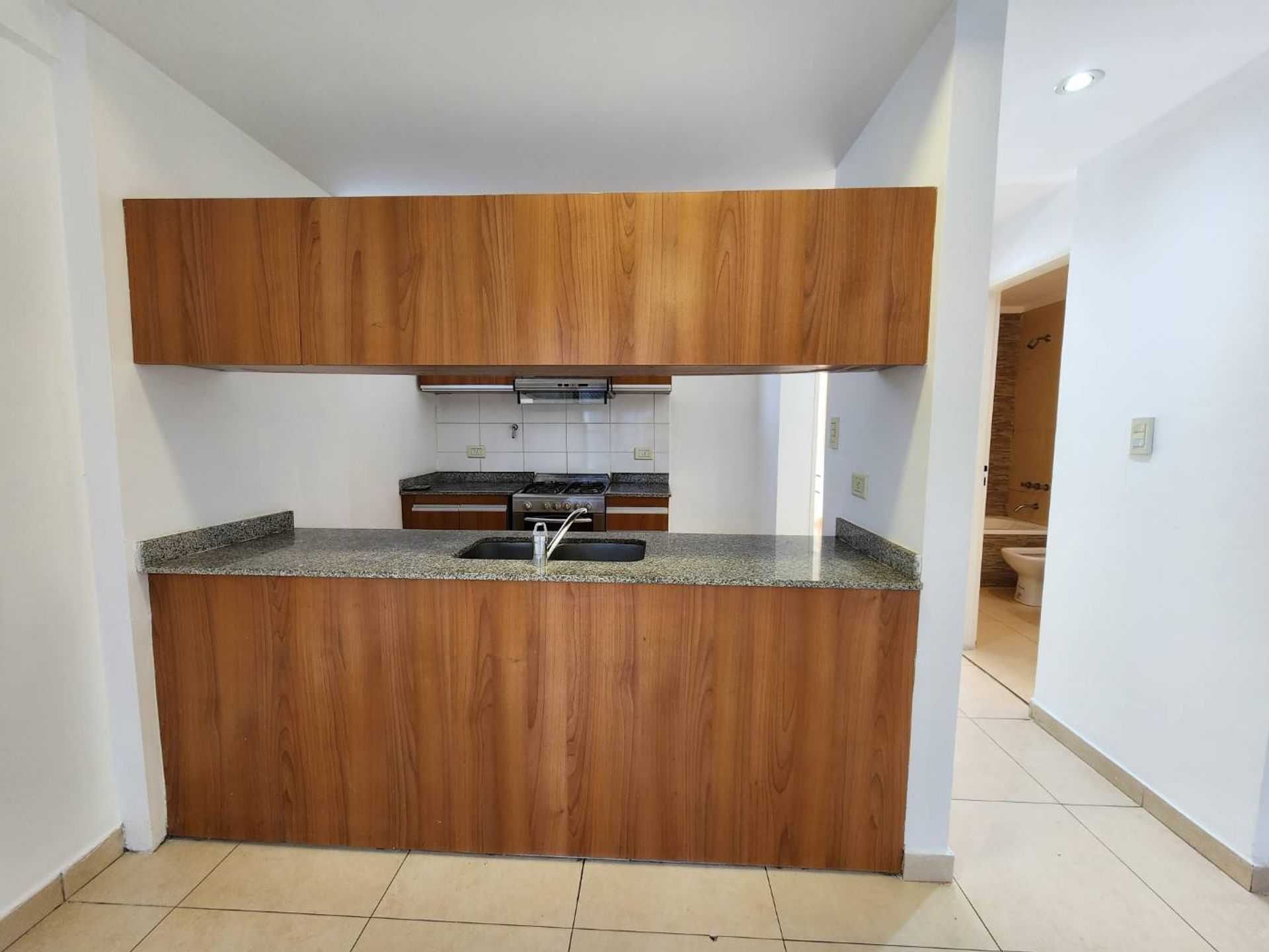 Foto 5 — ALQUILER 2 AMBIENTES CON COCHERA QUILMES