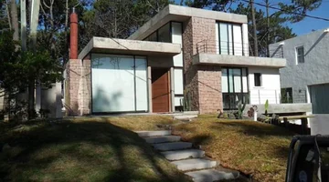 CASA DE 5 AMB EN LA BARRA!!! EN ALQUILER INVERNAL