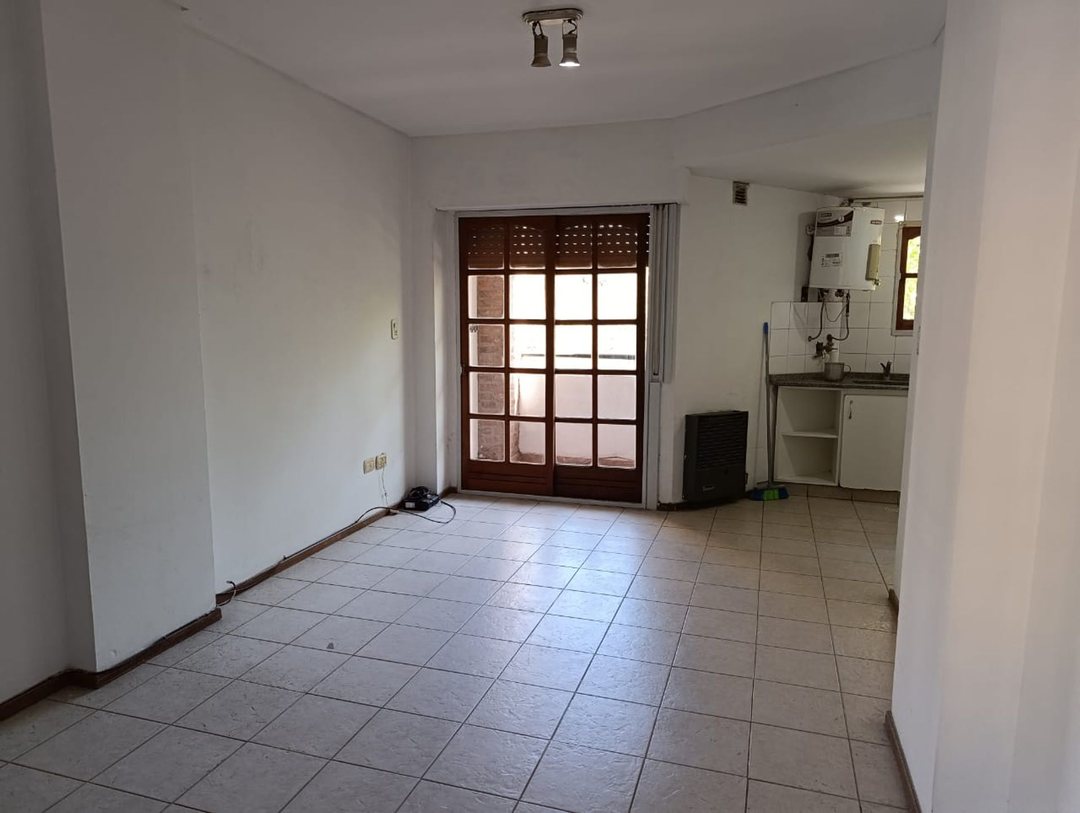 VENTA MONOAMBIENTE -COCHERA MONTE GRANDE