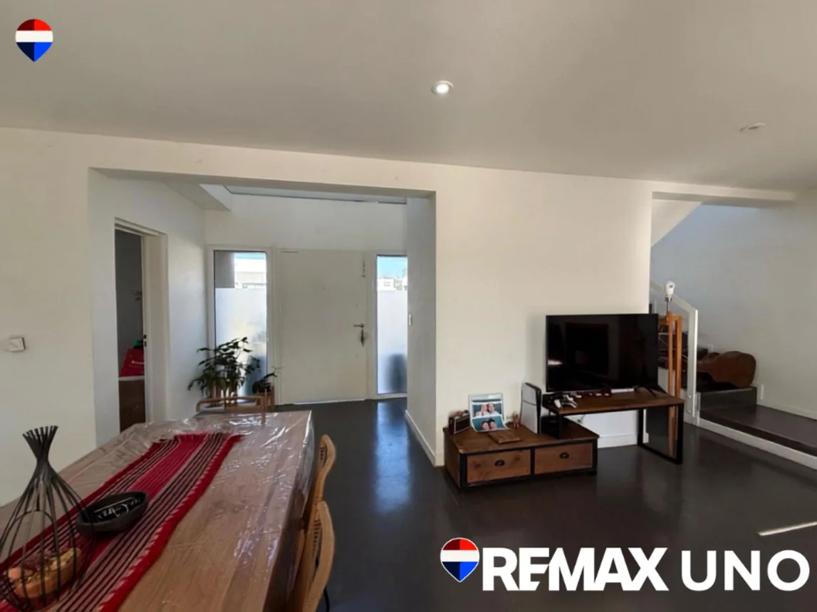 Casa en venta en Pilar, foto 3