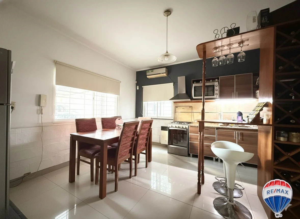 Casa de 6 ambientes en venta en Quilmes, Necochea Entre Triunvirato E Irala 2400, foto 4