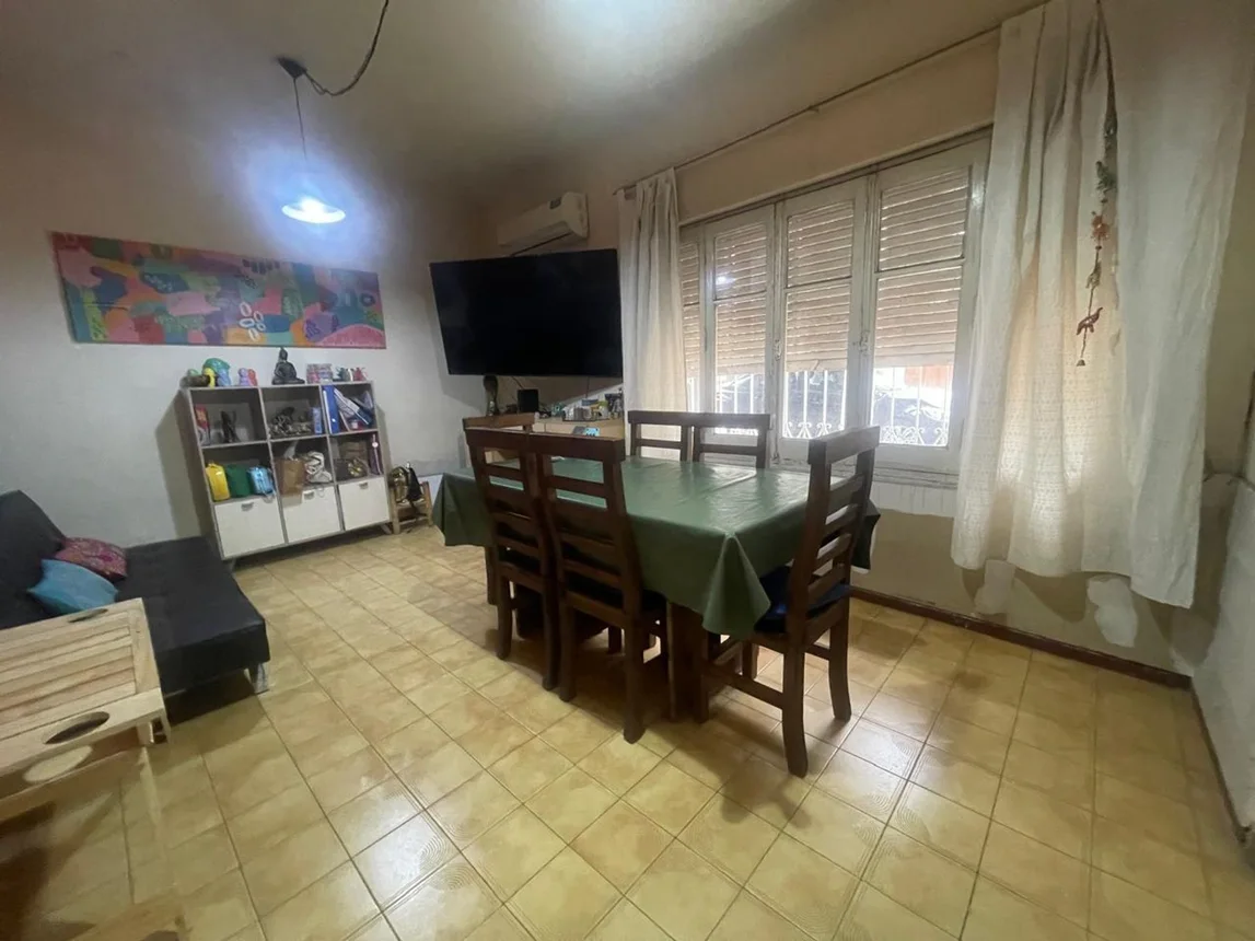 Casa de 6 ambientes en venta en Mendoza, Paso de los Andes 1400, foto 2