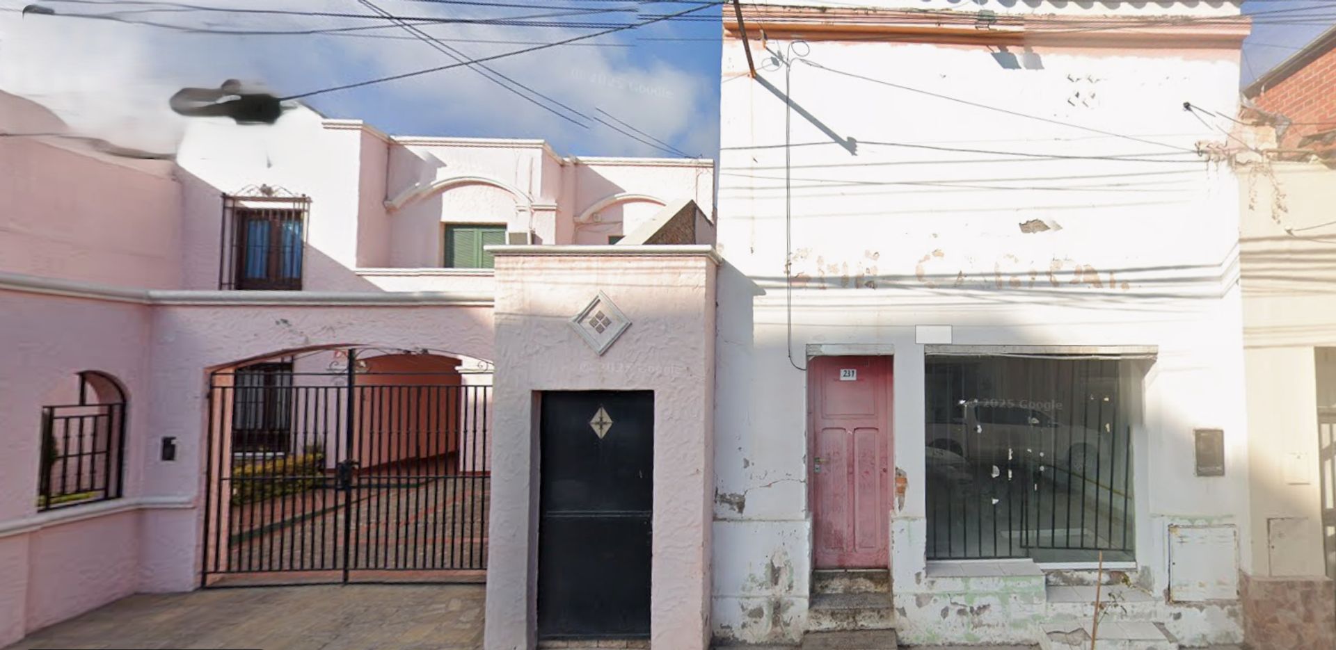 CASA VENTA CON LOCAL COMERCIAL MACROCENTRO - foto 2