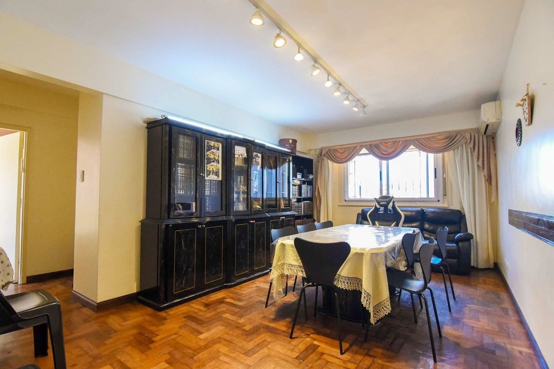 Venta Departamento 3 Ambientes dependencia Flores