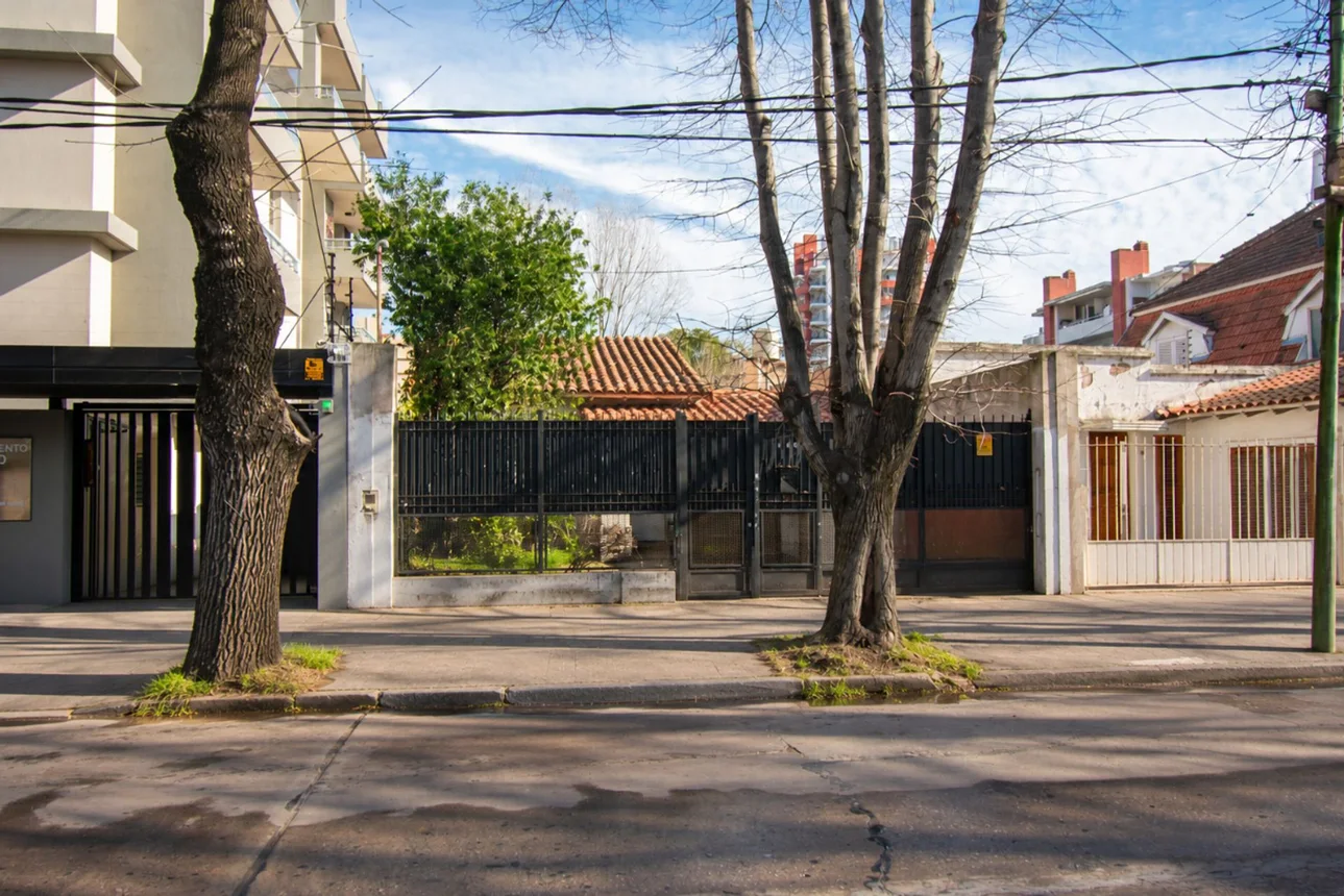 Casa de 3 ambientes en venta en Monte Grande, Domingo Faustino Sarmiento 100