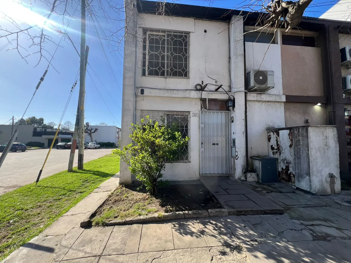PH de 4 ambientes en venta en Hurlingham, Ramón Espinola 100