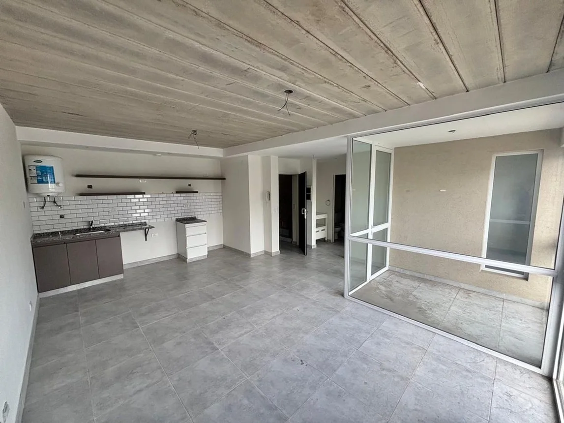 Departamento de 2 ambientes en venta en Hurlingham, Los Patos 2000