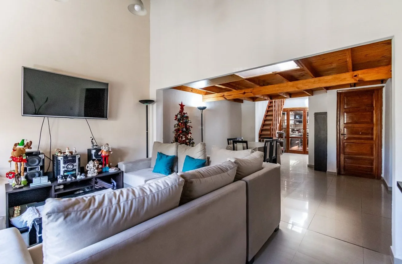 Casa de 4 ambientes en venta en Santos Lugares, Fischetti 3900, foto 5