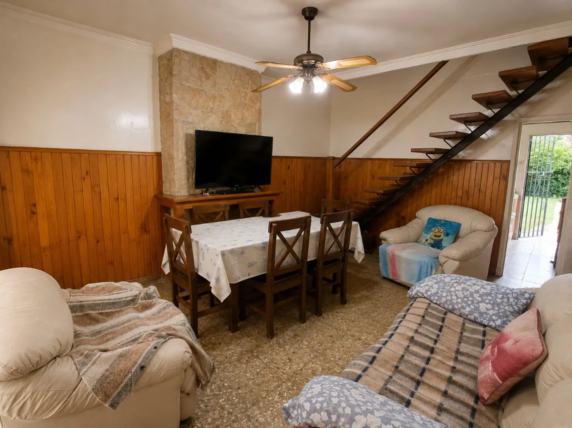Casa de 4 ambientes en venta en Mar del Plata, Castilla y León 200, foto 2