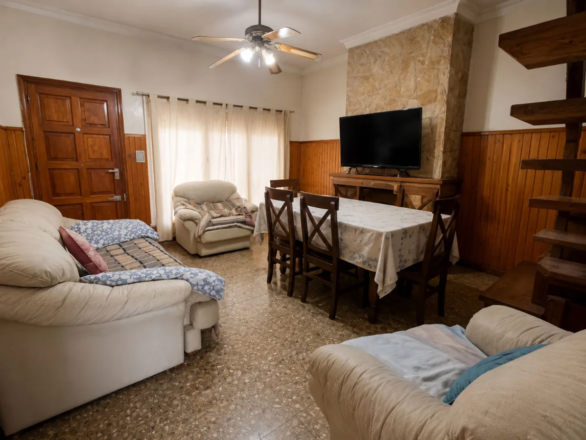 Casa de 4 ambientes en venta en Mar del Plata, Castilla y León 200, foto 3