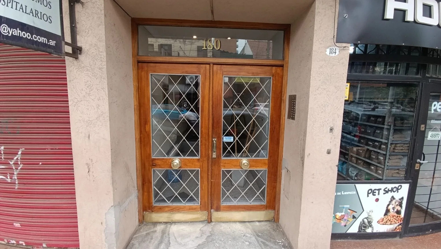 Departamento de 3 ambientes en alquiler en Lomas de Zamora, Balcarce 100, foto 3