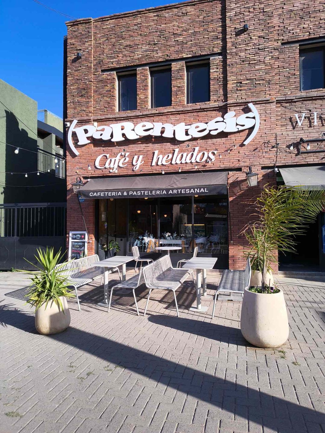 VENTA FONDO DE COMERCIO CAFETERIA HELADERIA
