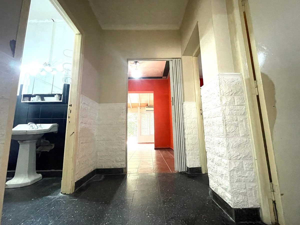 Foto 7 — Venta Casa 3 amb con Patio cochera y parrilla