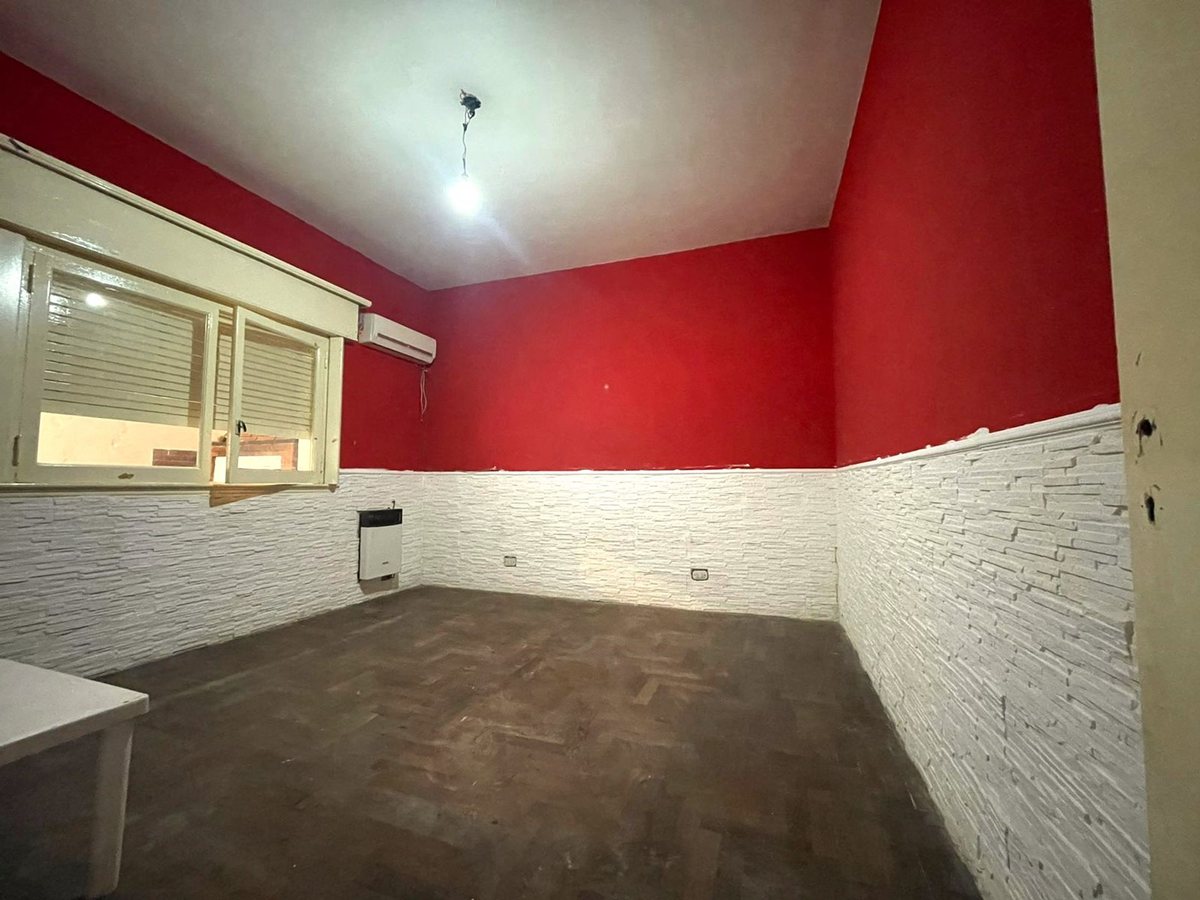 Foto 14 — Venta Casa 3 amb con Patio cochera y parrilla