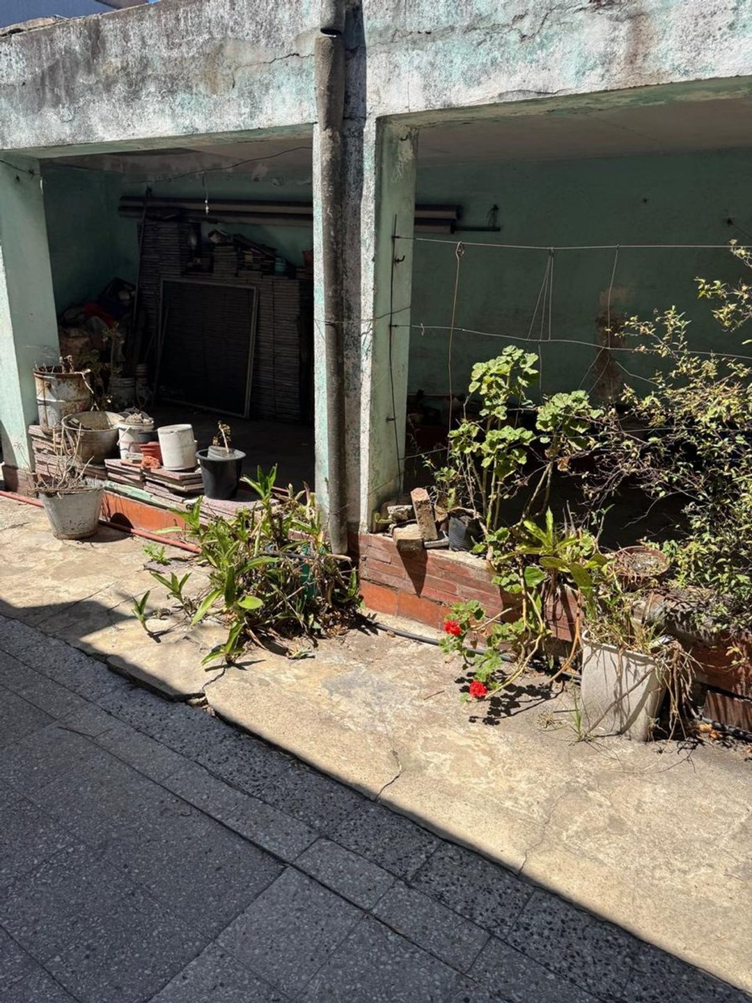 CASA EN LANUS A REFACIONAR