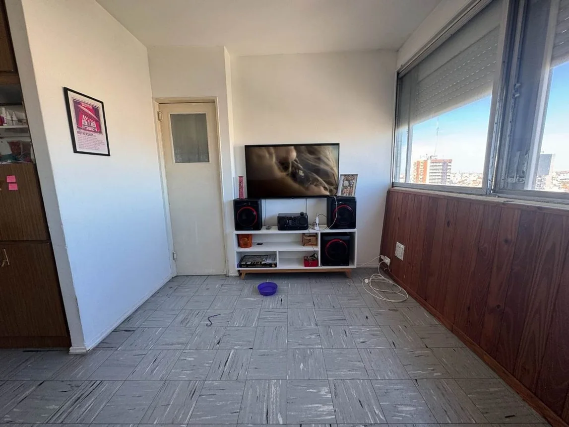 Departamento de 3 ambientes en venta en Liniers, Madero 100, foto 2