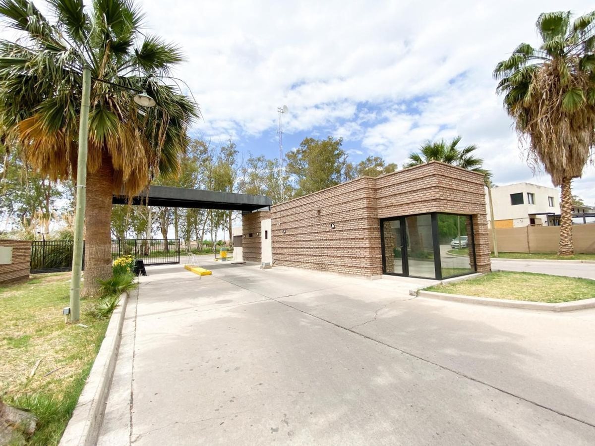 Terreno en Santa Isabel, C 0